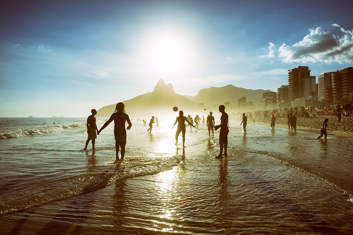 Du Carnaval coloré de Rio aux plages paradisiaques de Fernando de Noronha,